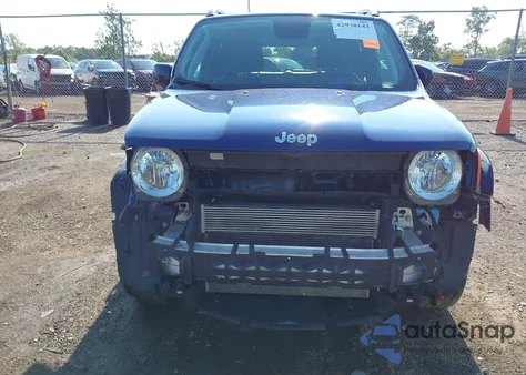 2020 Jeep Renegade Latitude 4X4 из США, поврежденный, VIN ZACNJBBB0LPL20556